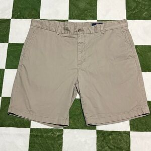Vineyard Vines Men's Khaki Flat Front Shorts